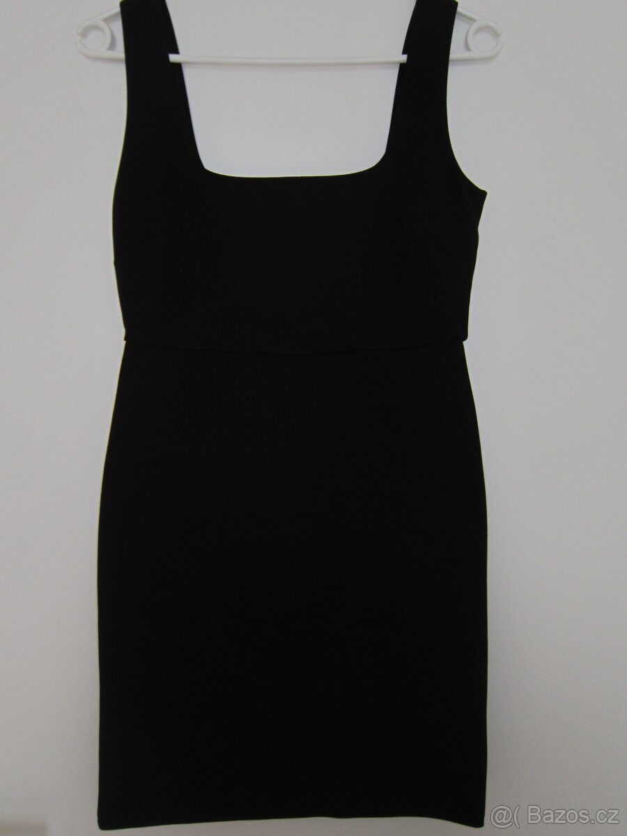 Černé minišaty vel. S