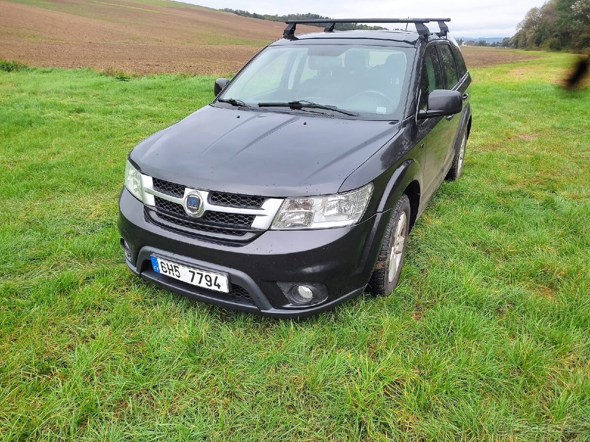 Prodej fiat freemont 2.0jtd manuální převodovka