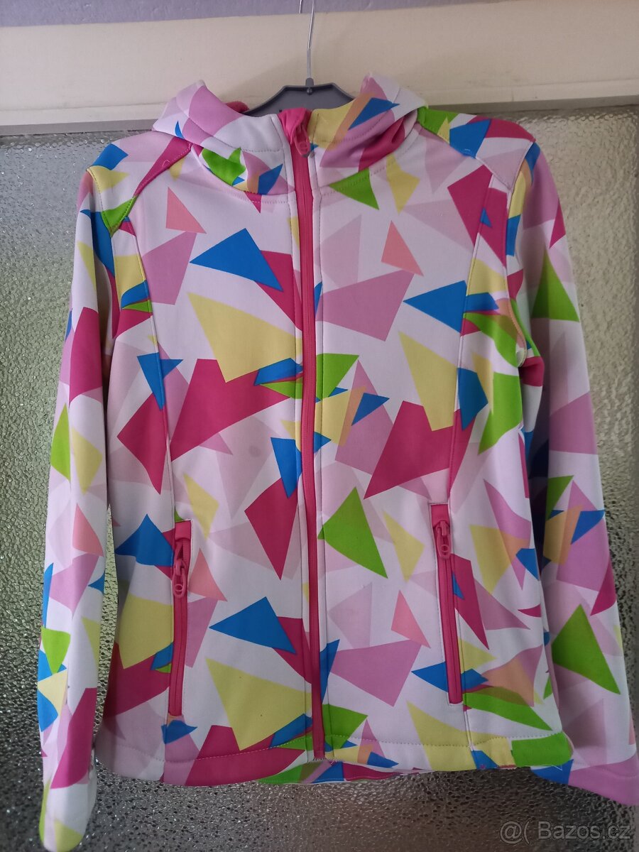Bunda softshell jaro/léto vel. 146/152
