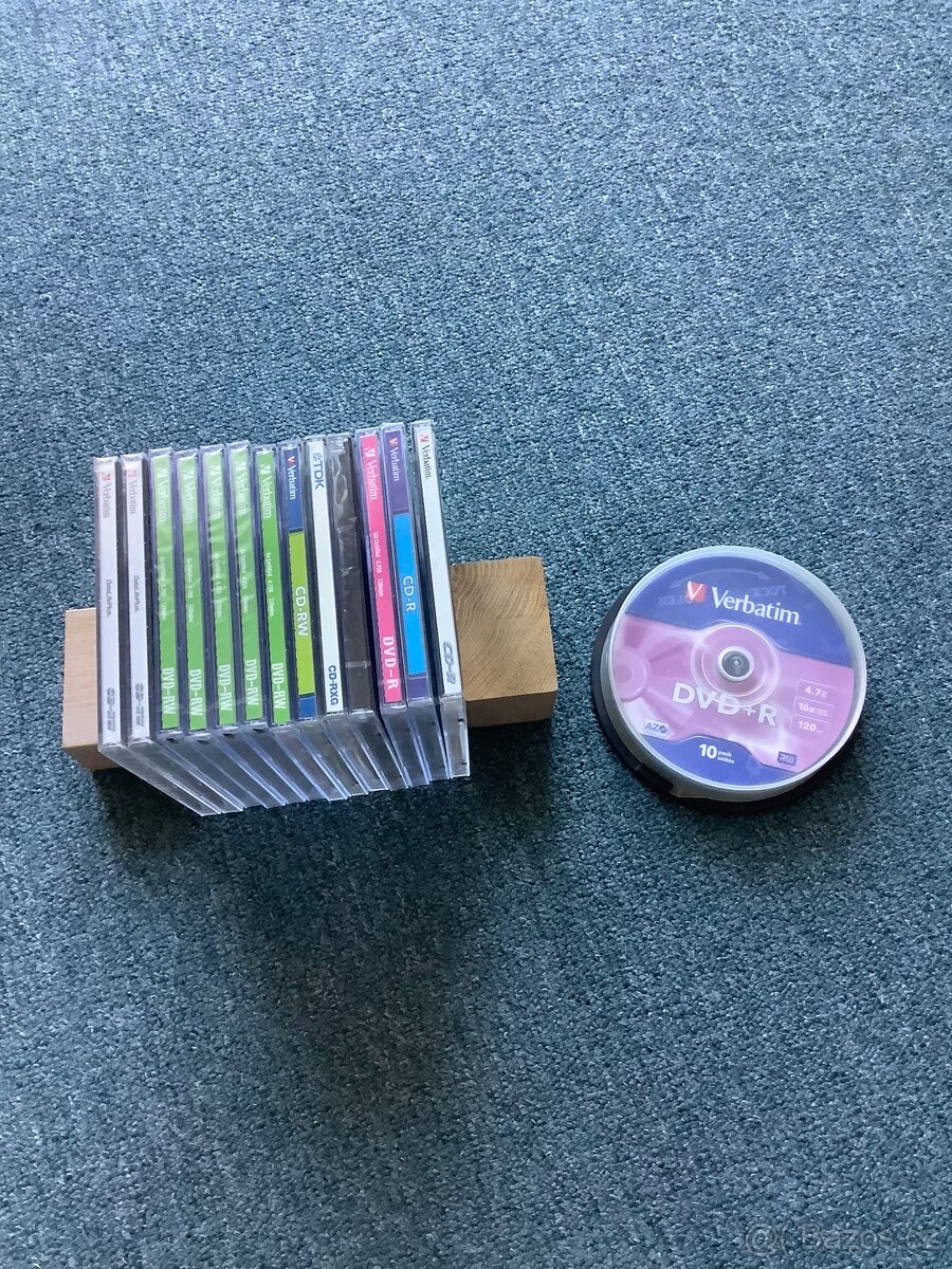 Prázdná CD přepisovatelná zapisovatelna