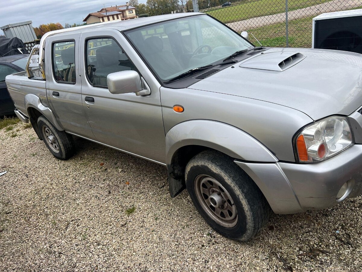 Navara NP 300 2.5 TD BEZ KOROZE