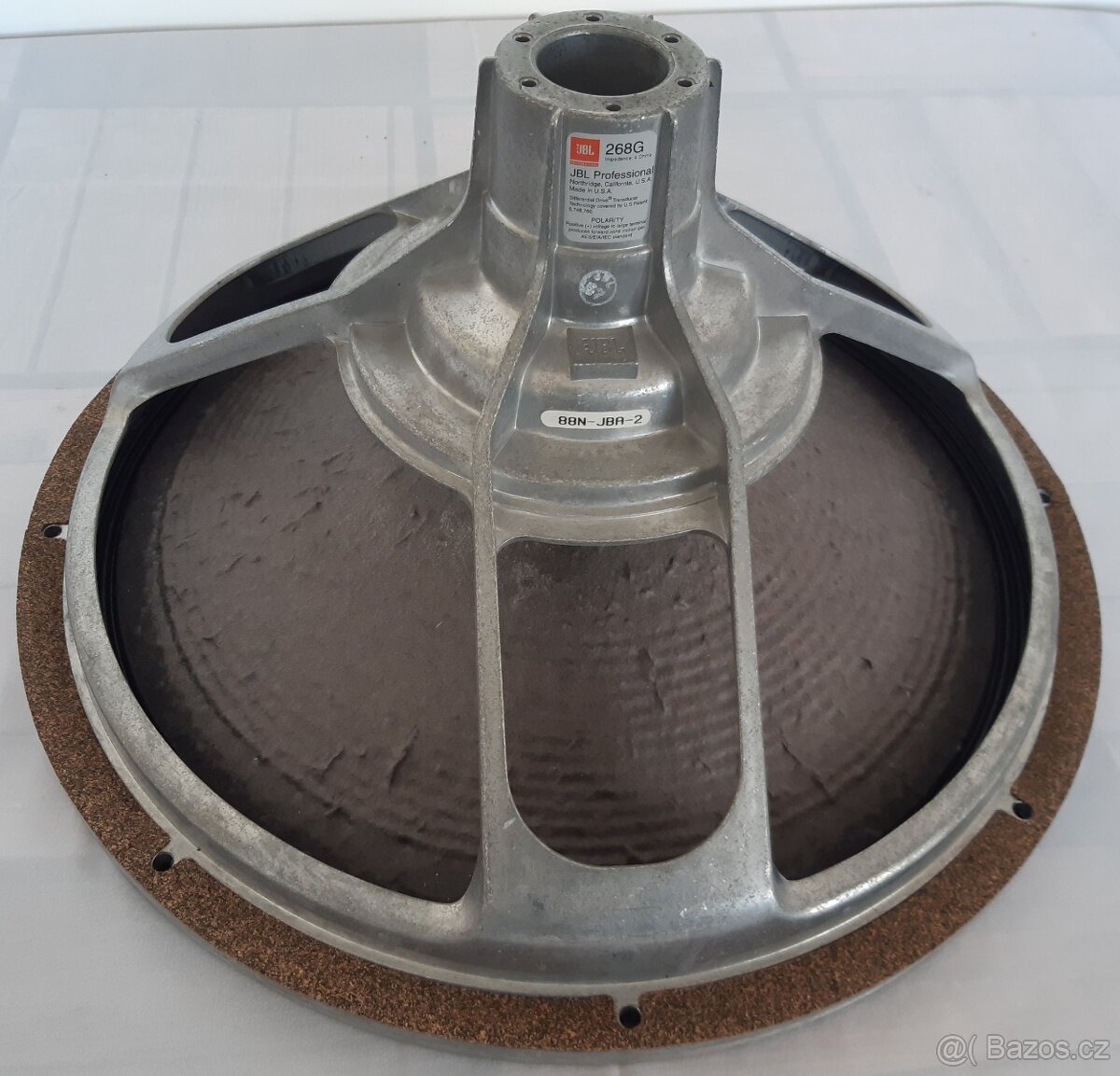 Prodám 18“ neodymový reproduktor - JBL 268G