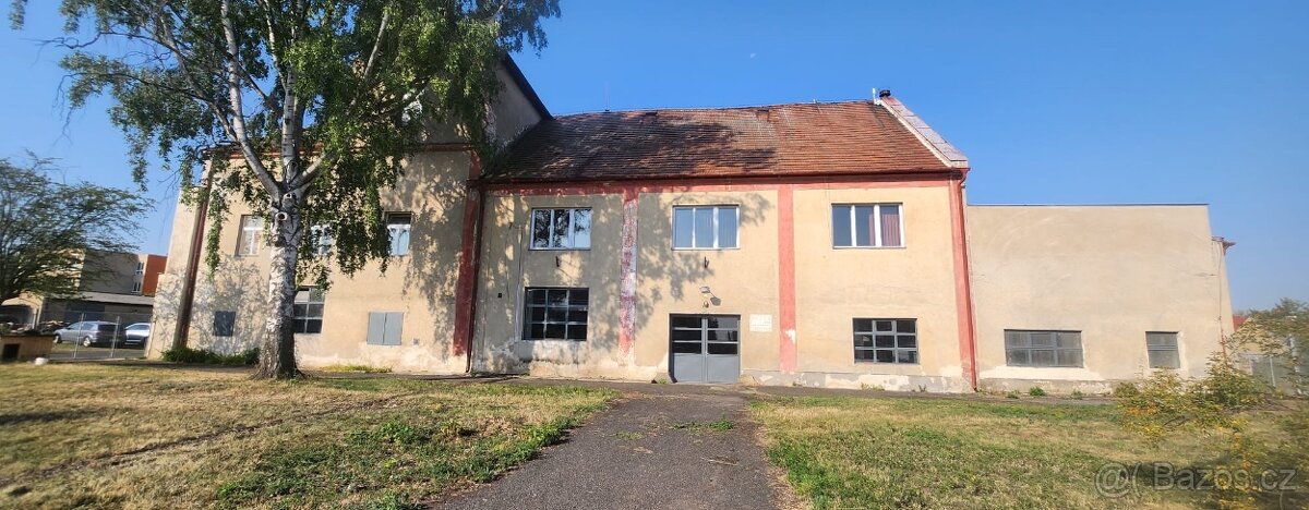 Multifunknční areál - dílny, kanceláře, byty