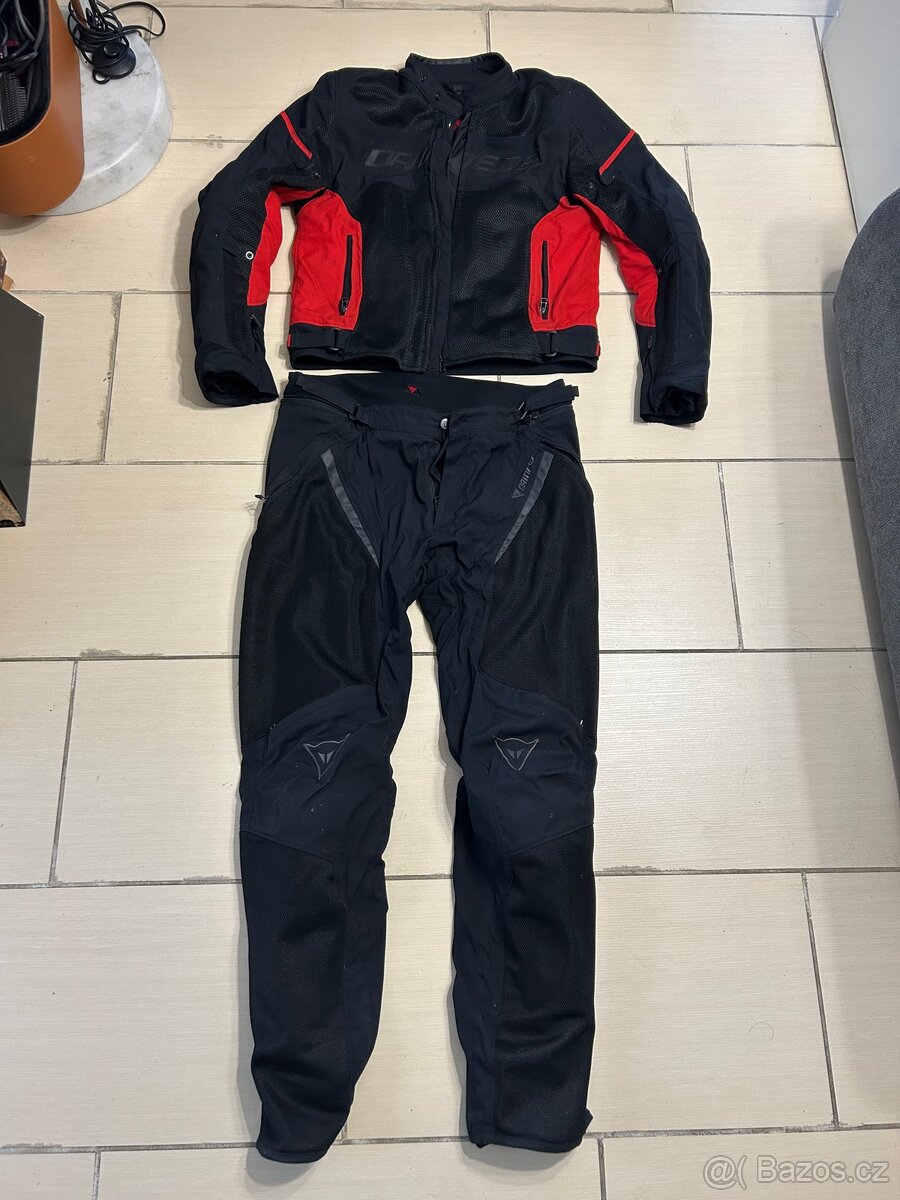 Prodám pánskou moto bundu a kalhoty Dainese