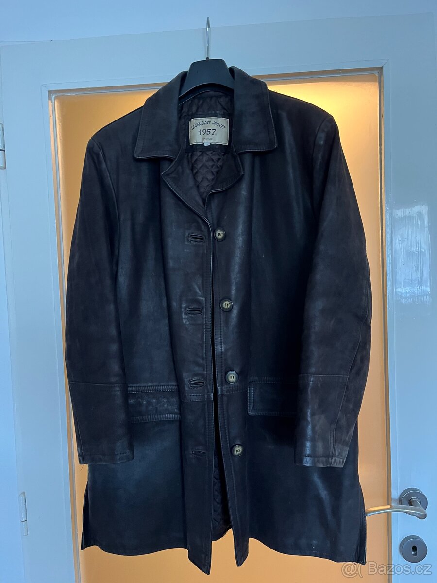 Dámský hnědý kožený kabát Retro