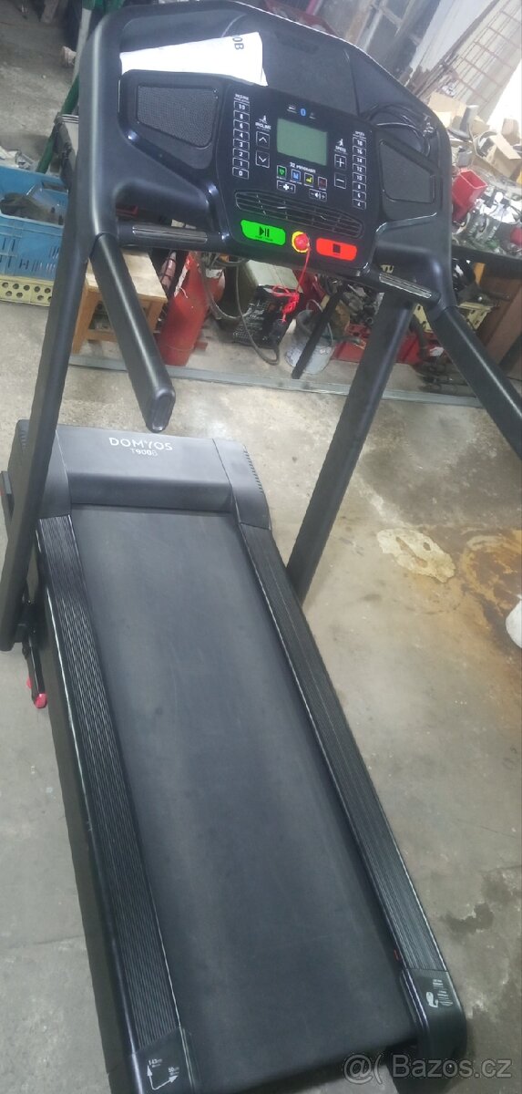 Běžecký pás Domyos T900