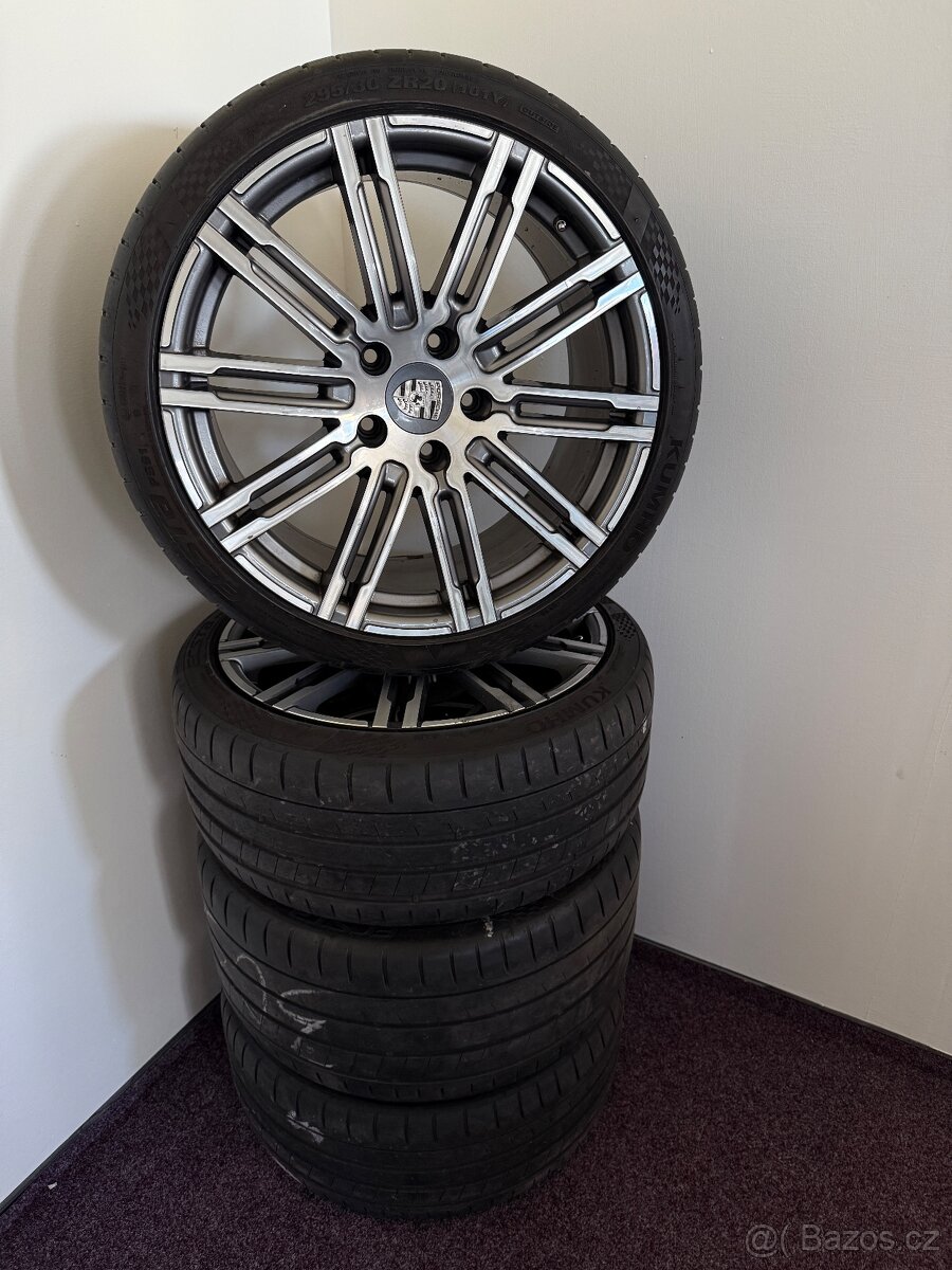 Sada kol s pneu Porsche Panamera /Cayenne