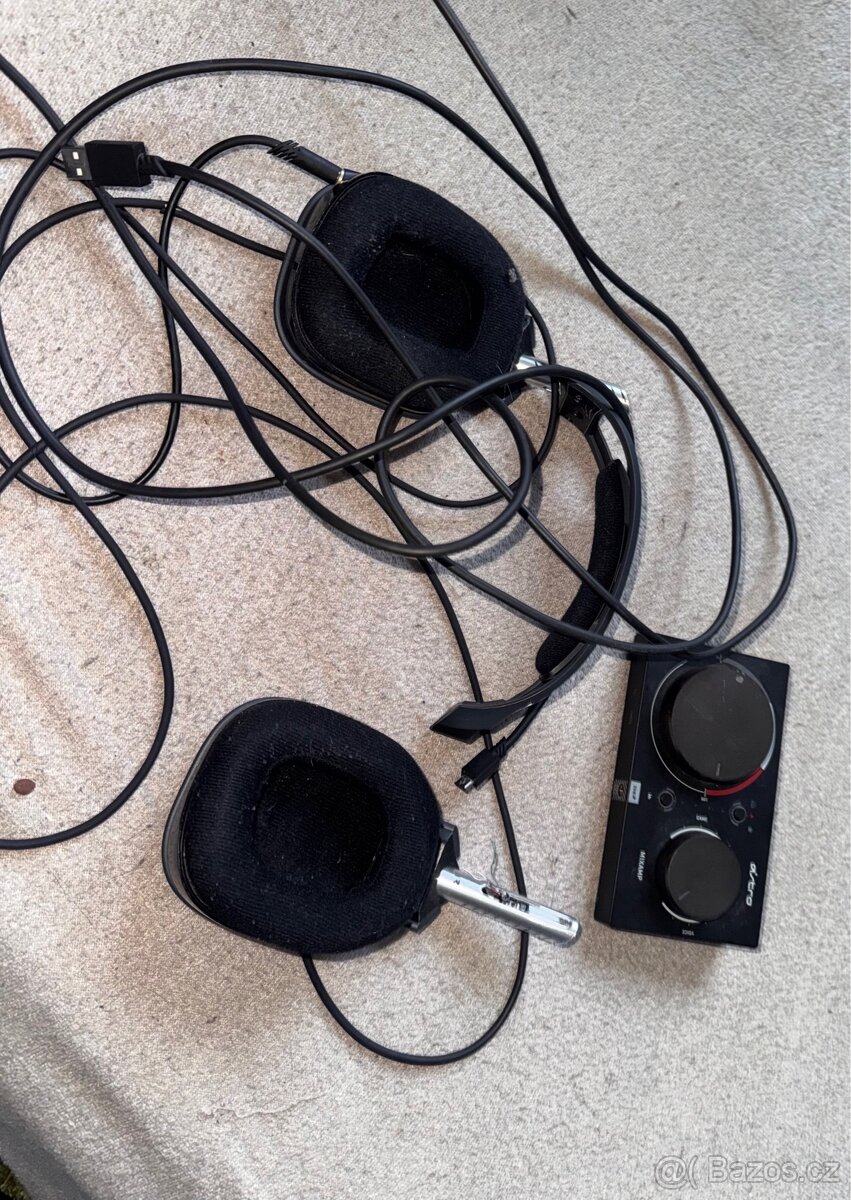Herní sluchátka s mix ampem