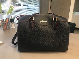 Modro-červená kabelka zn. Guess