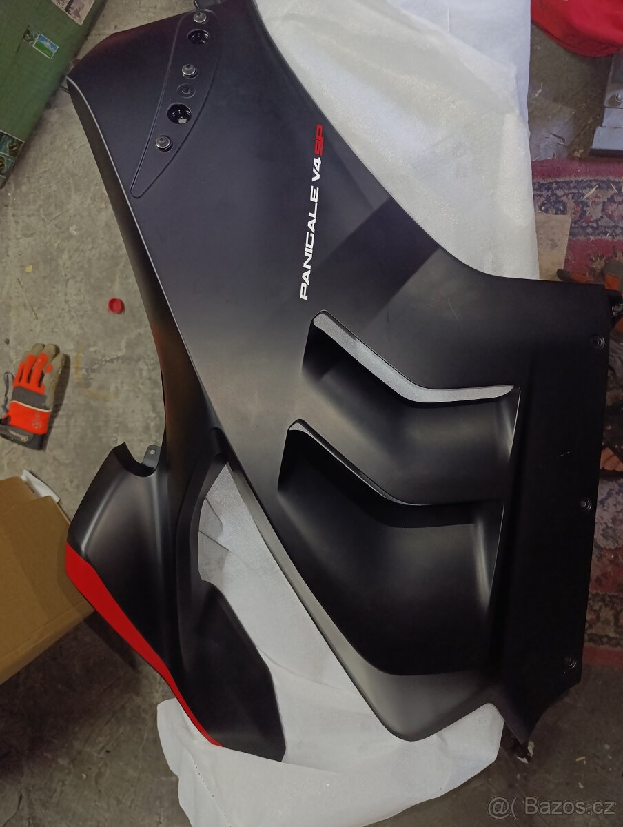 Panigale v4 SP pravá kapota