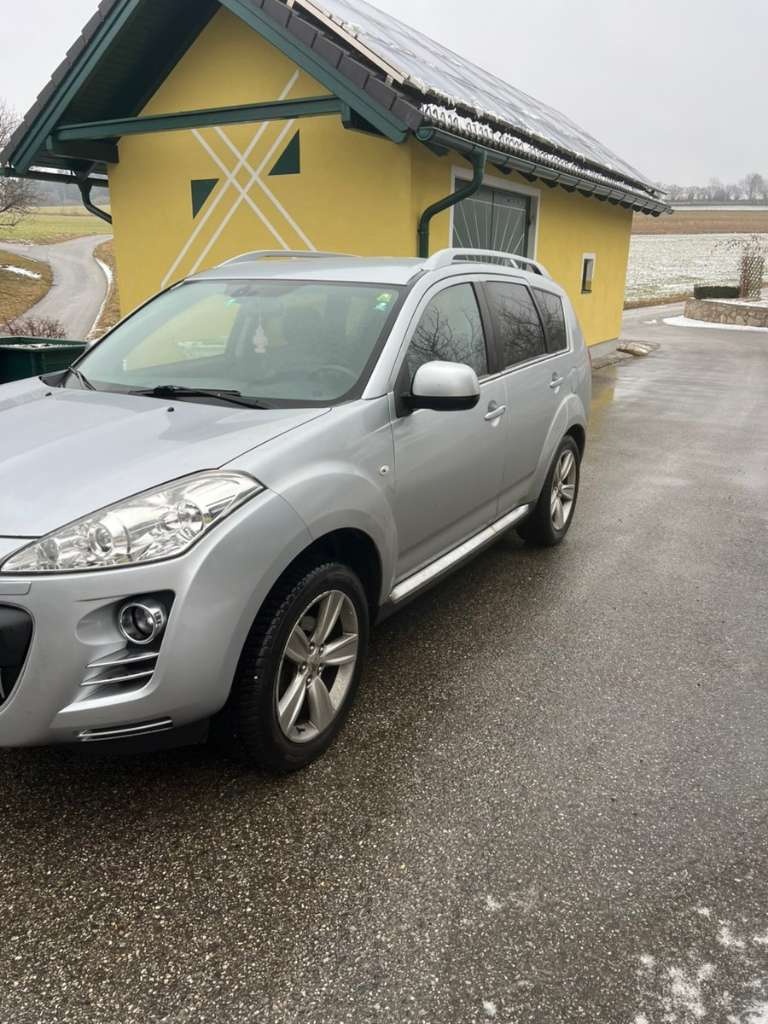 Peugeot 4007 2.2hdi rok 2008 4x4