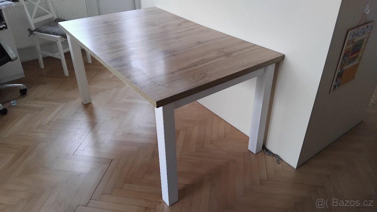 Jídelní stůl rozkládací MARKSEL