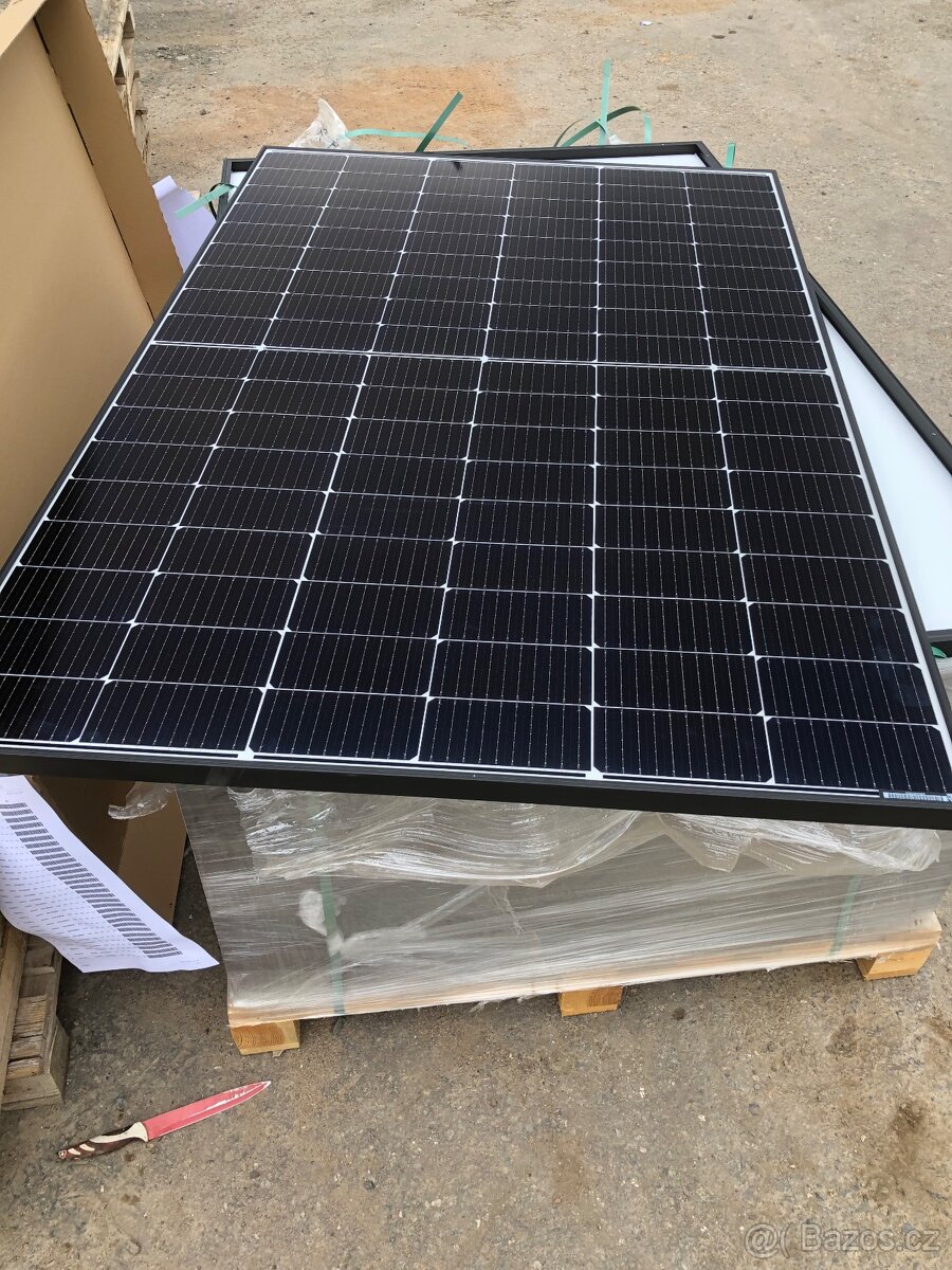 Solární panely Energetica 415W black