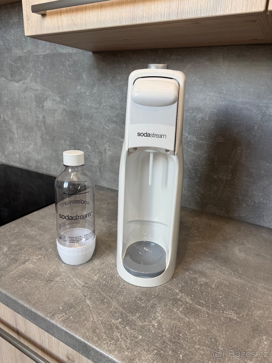 SODASTREAM + láhev a bombička