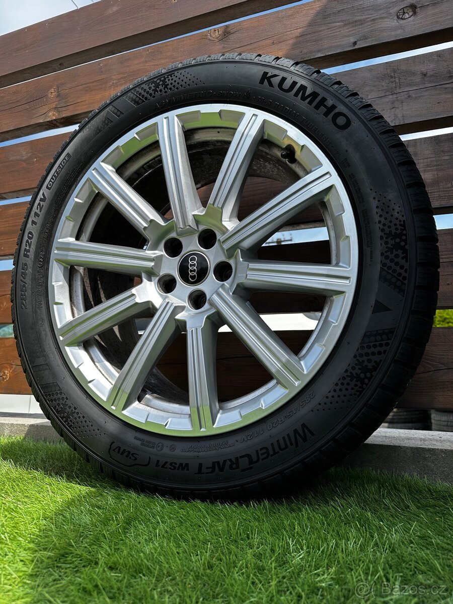 Alu kola 5x112 R20 s pneu (aqua)