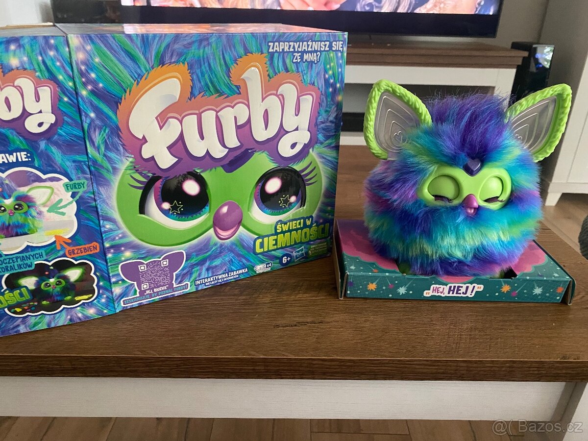 Interaktivní hračka Furby