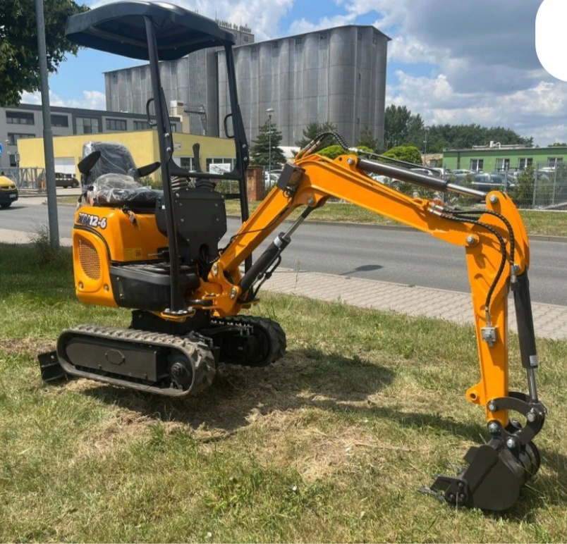 minibagr, motor Kubota, bagřík, roztahovací pásy