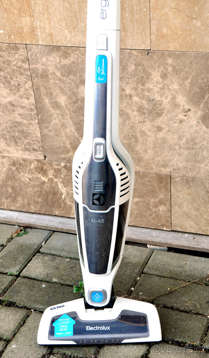 Tyčový vysavač Elektrolux