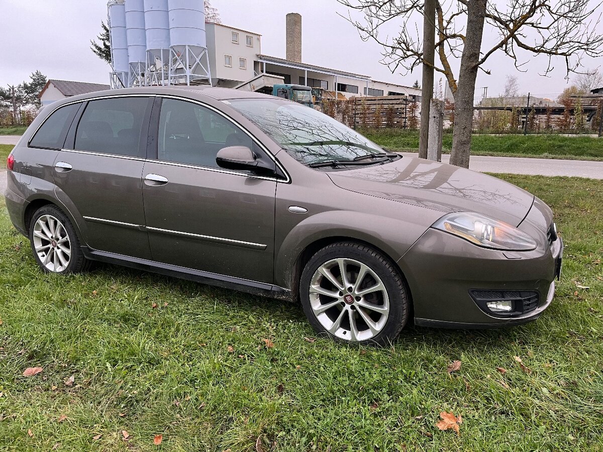 Fiat Croma 1.9 JTD 88 kw r.v.2011