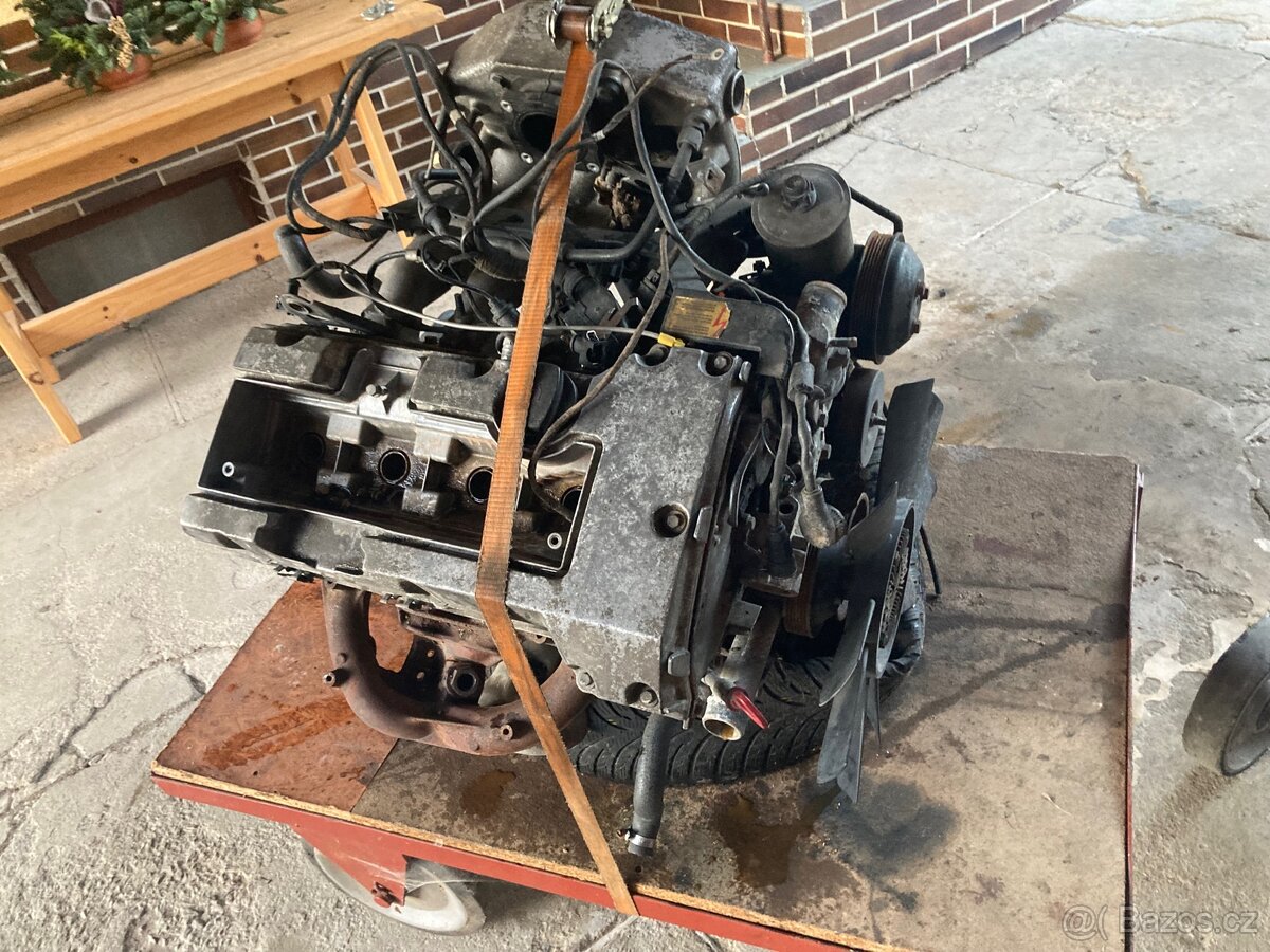 Motor Mercedes w202