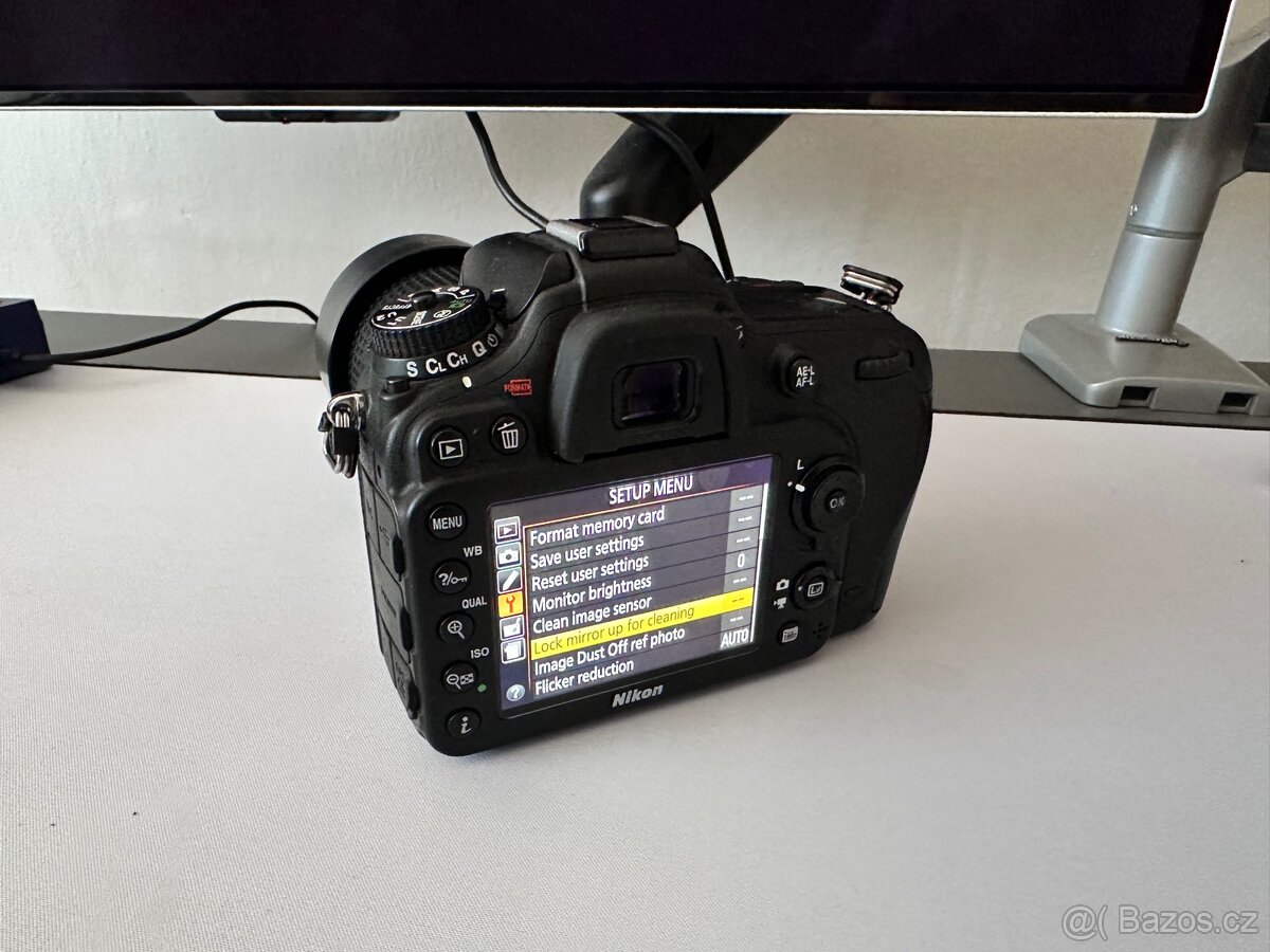 Nikon D7100 + dva objektivy (v záruce)