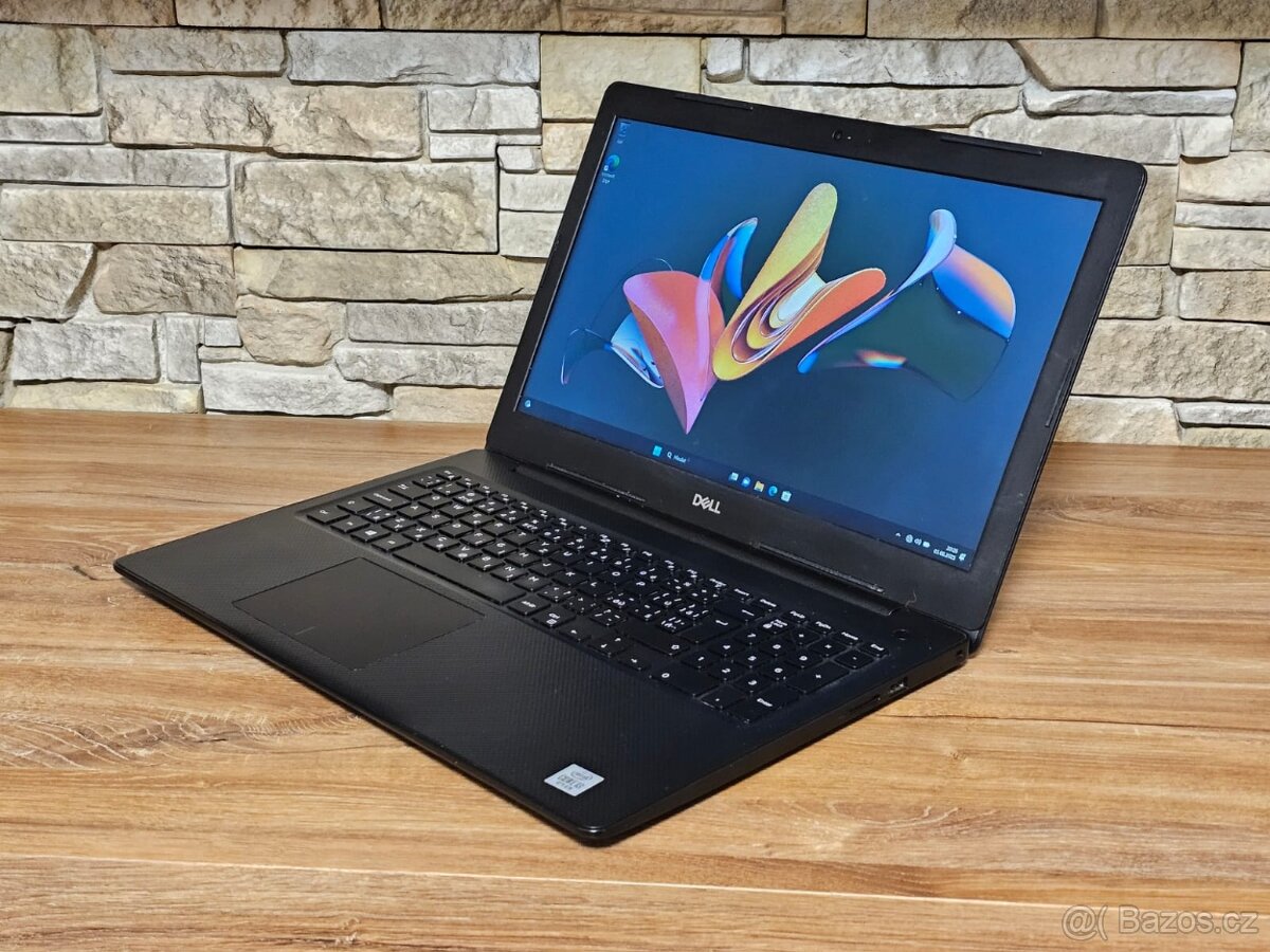 15,6'DELL Intel i3-10110, 8GB, SSD 4h baterie FullHD win11