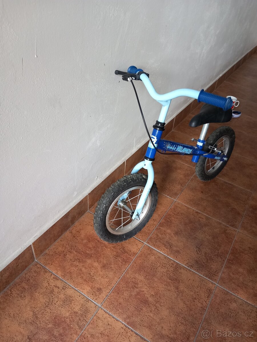 Odrážedlo s brzdou kolo,first bik