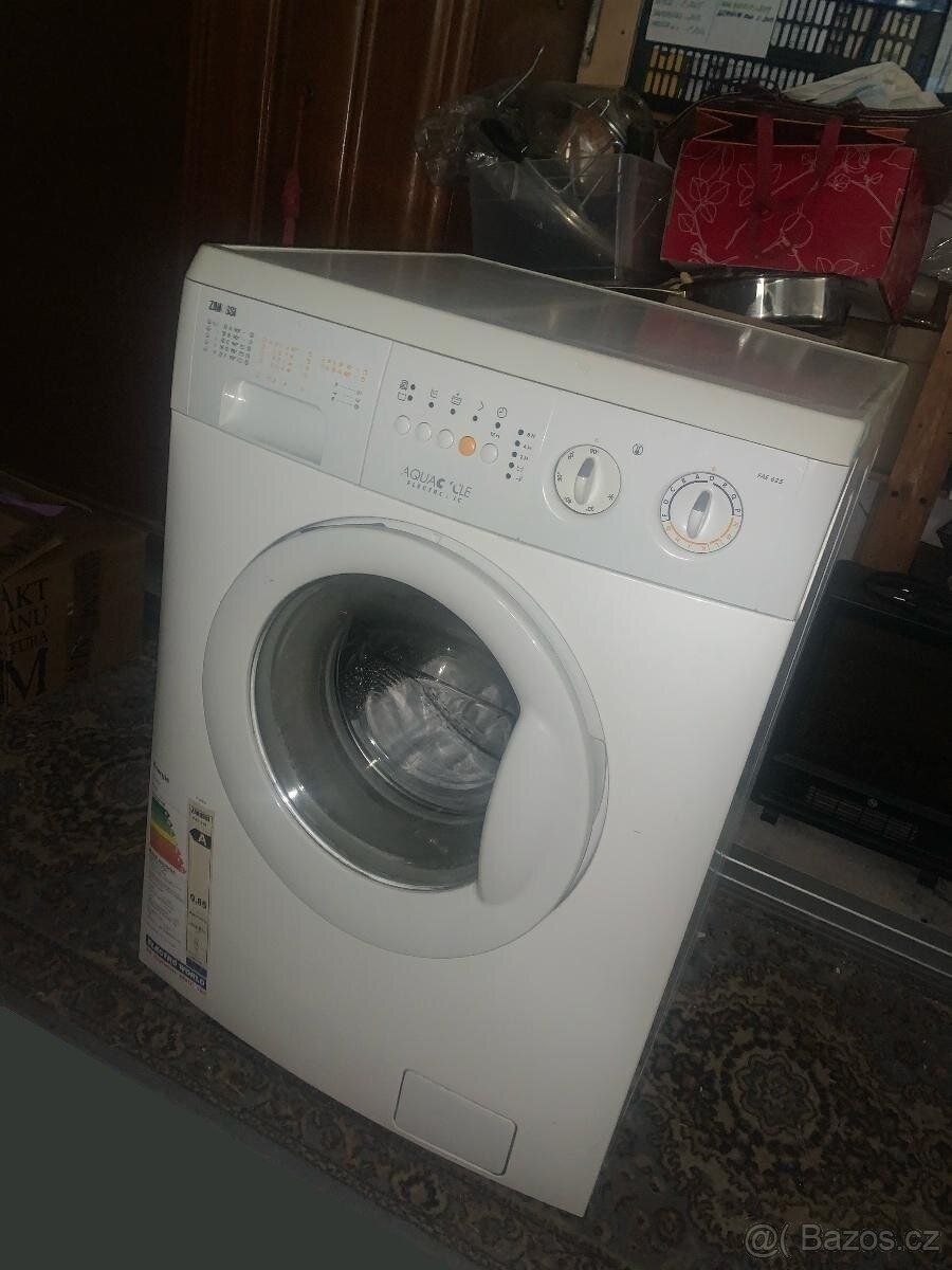 úsporná pračka Zanussi tř.A, 1000 ot, DOPRAVA
