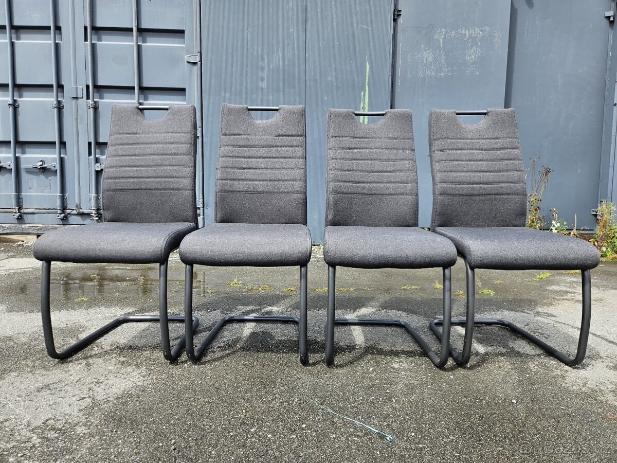 Židle čalouněné kancelářské