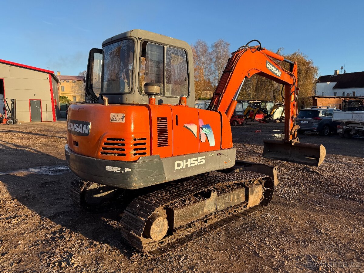 Doosan DH55 Minibagr 5.5T rok 2007 + 2x lžíce