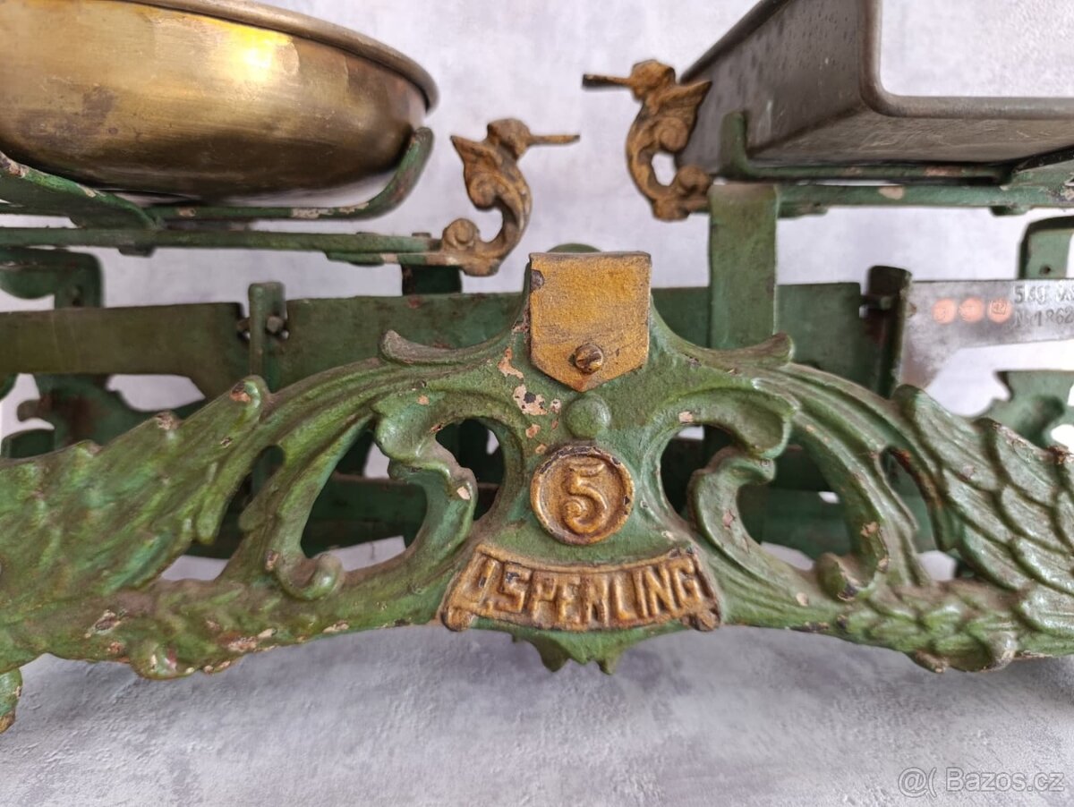 Starožitná figurální litinová váha Sperling DRACI rok 1936