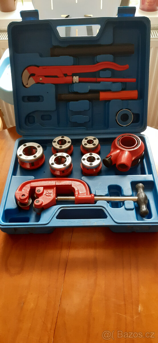 zánovní sada závitořezů - Powerfix