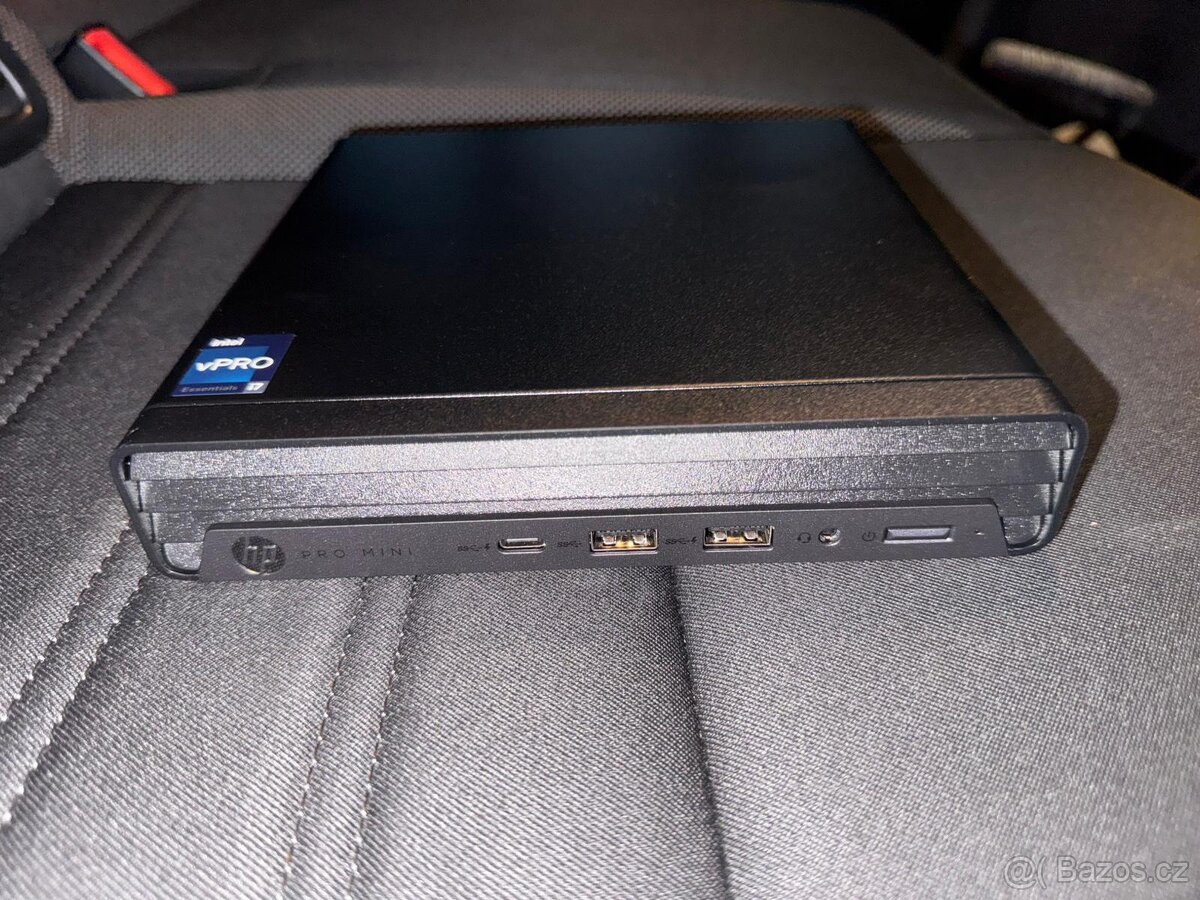 HP Pro Mini 400 G9 Desktop PC