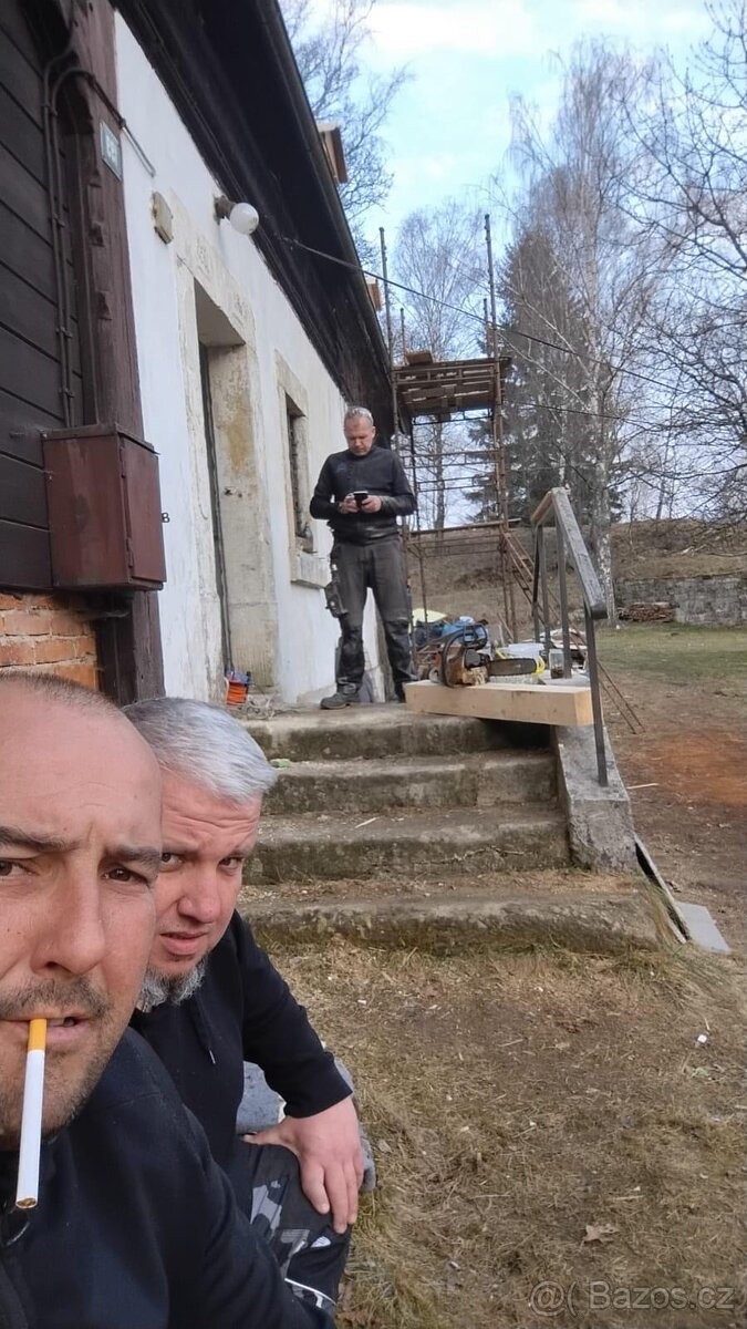 Dělník na stavby a rekonstrukce