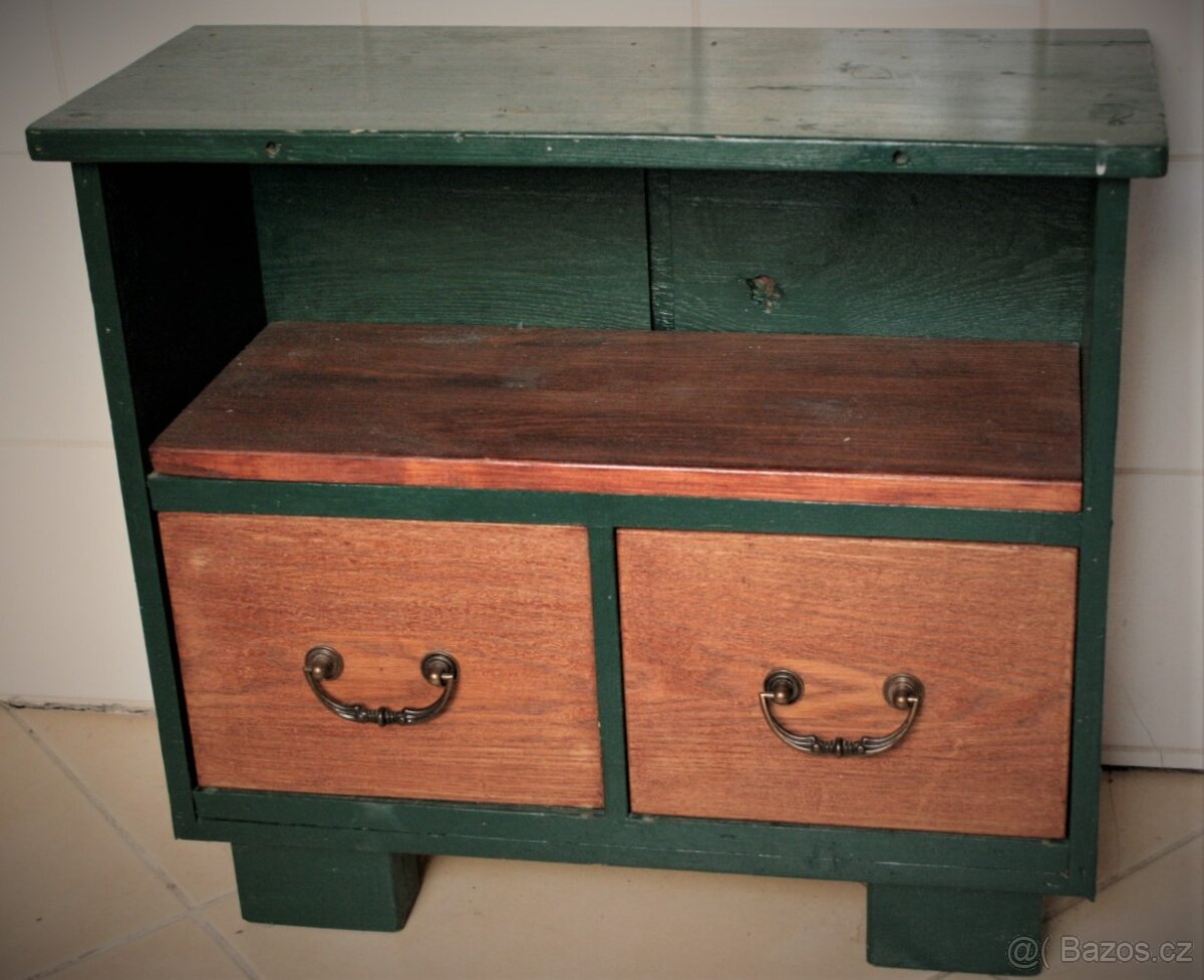 HEZKÁ SKŘÍŇKA MASIV DUB