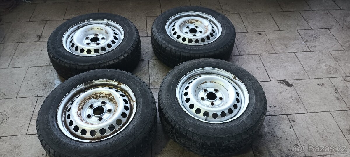 Zimní sada Vw T5 transporter 5×120 16"