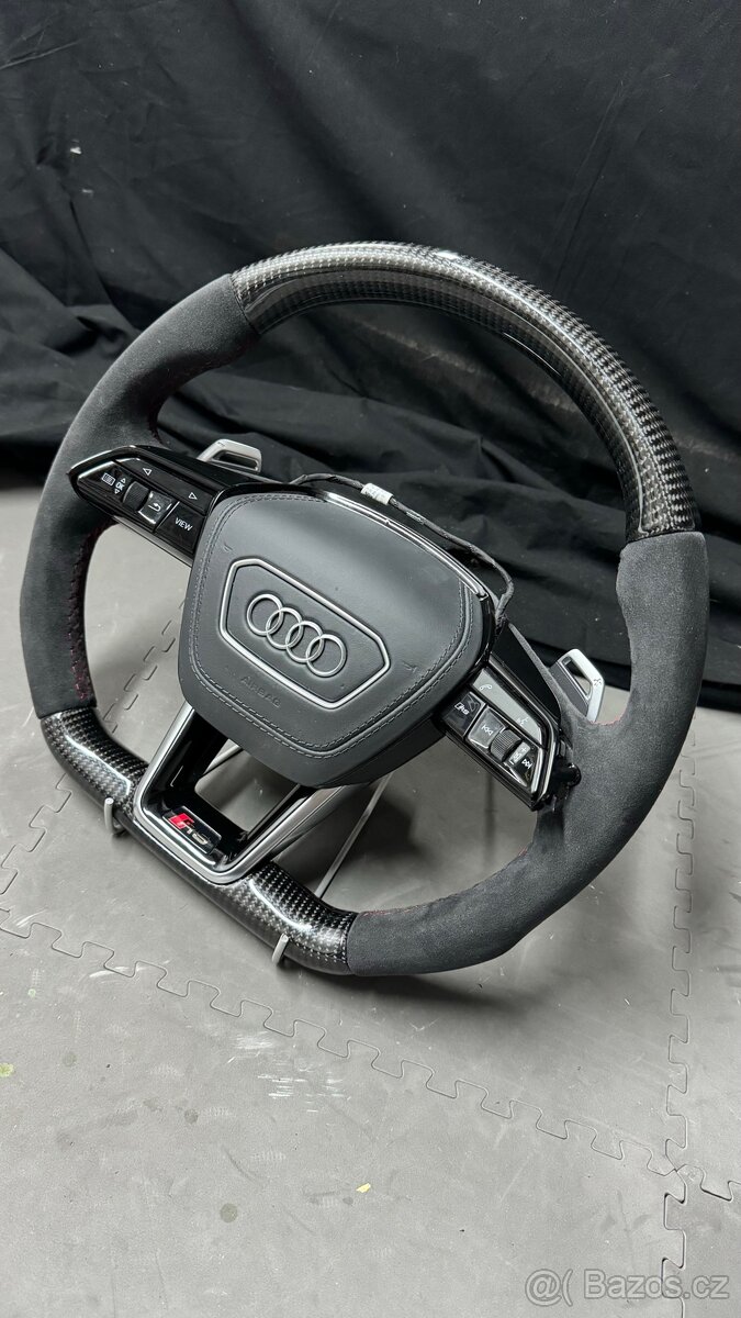 Carbon volant AUDI RS RS3 RS4 RS5 RS6 RSQ8 SQ5