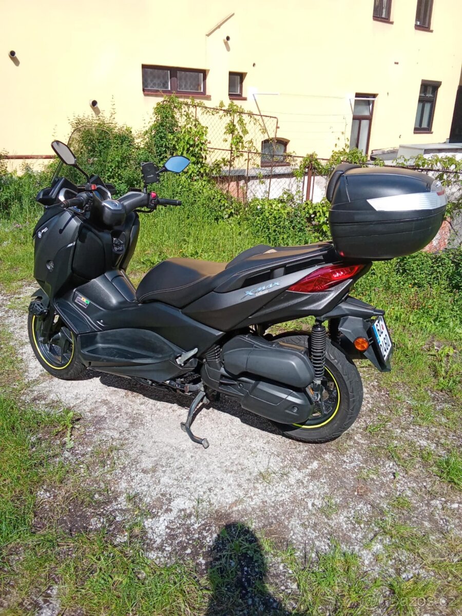 Yamaha xmax 125 rok 2021