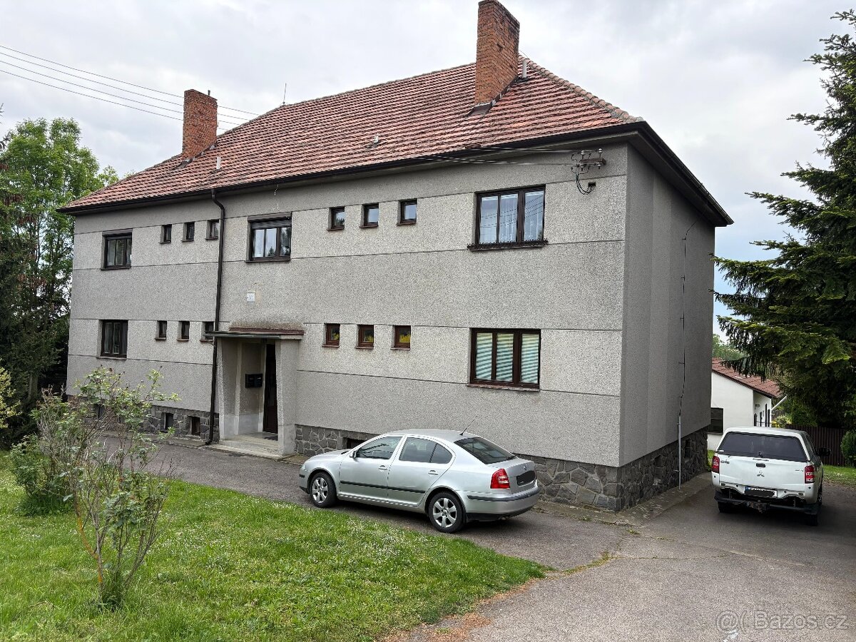 Prodej bytu 2+1 s garáží