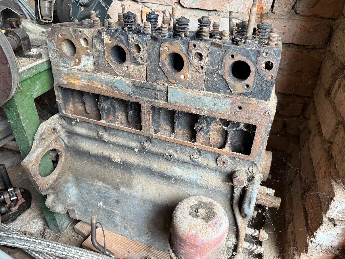Blok motoru Zetor 6911