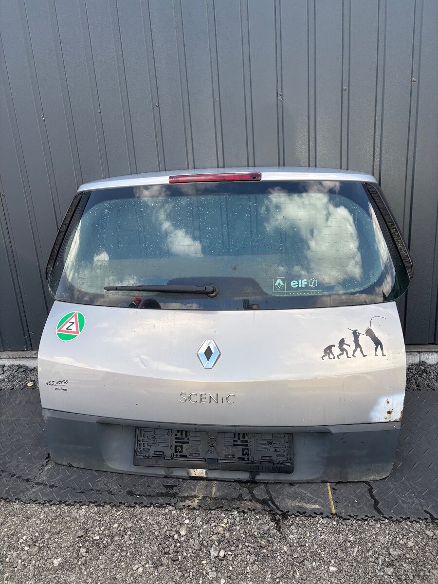 Renault Scenic 2 zadní víko