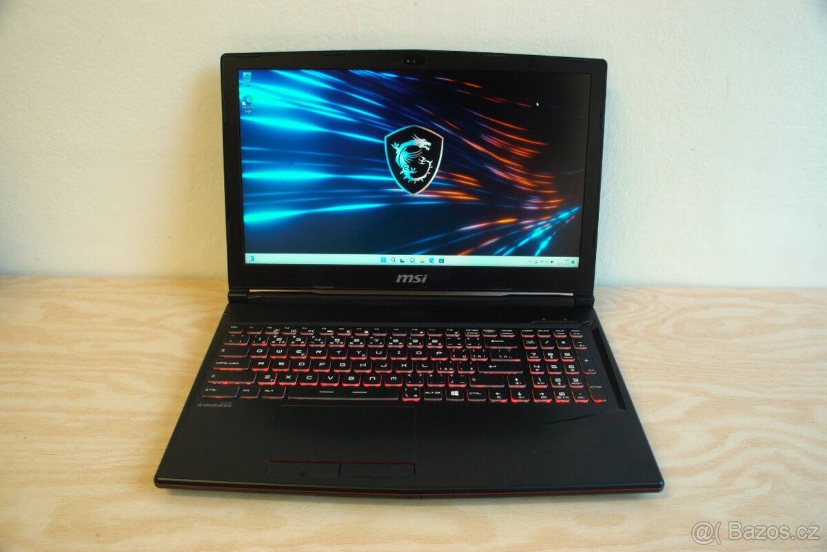 MSI Leopard GP63 8RE - TOP stav, Herní notebook