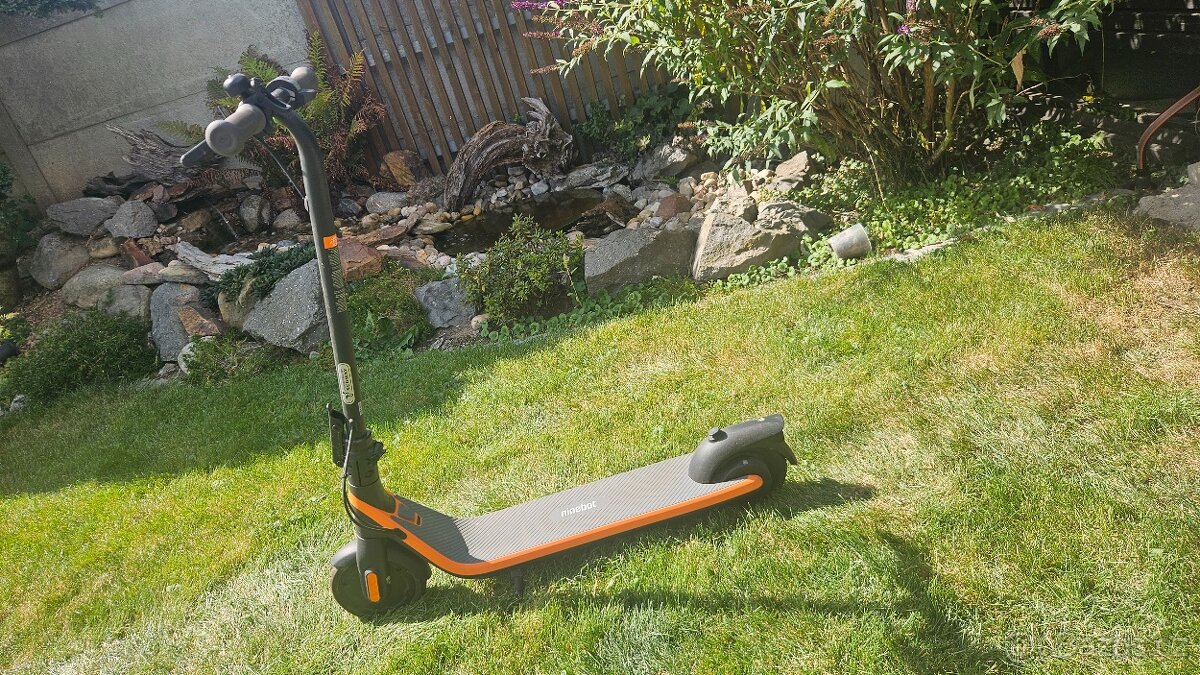 Elektrokoloběžka Ninebot Segway