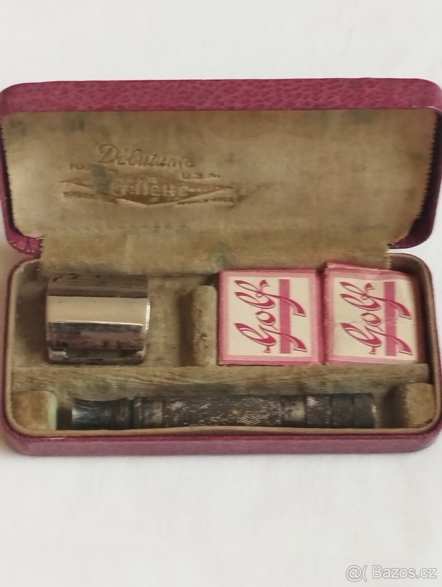 Starý holicí strojek