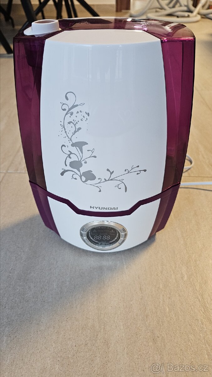 Zvlhčovač vzduchu Hyundai HUM 770