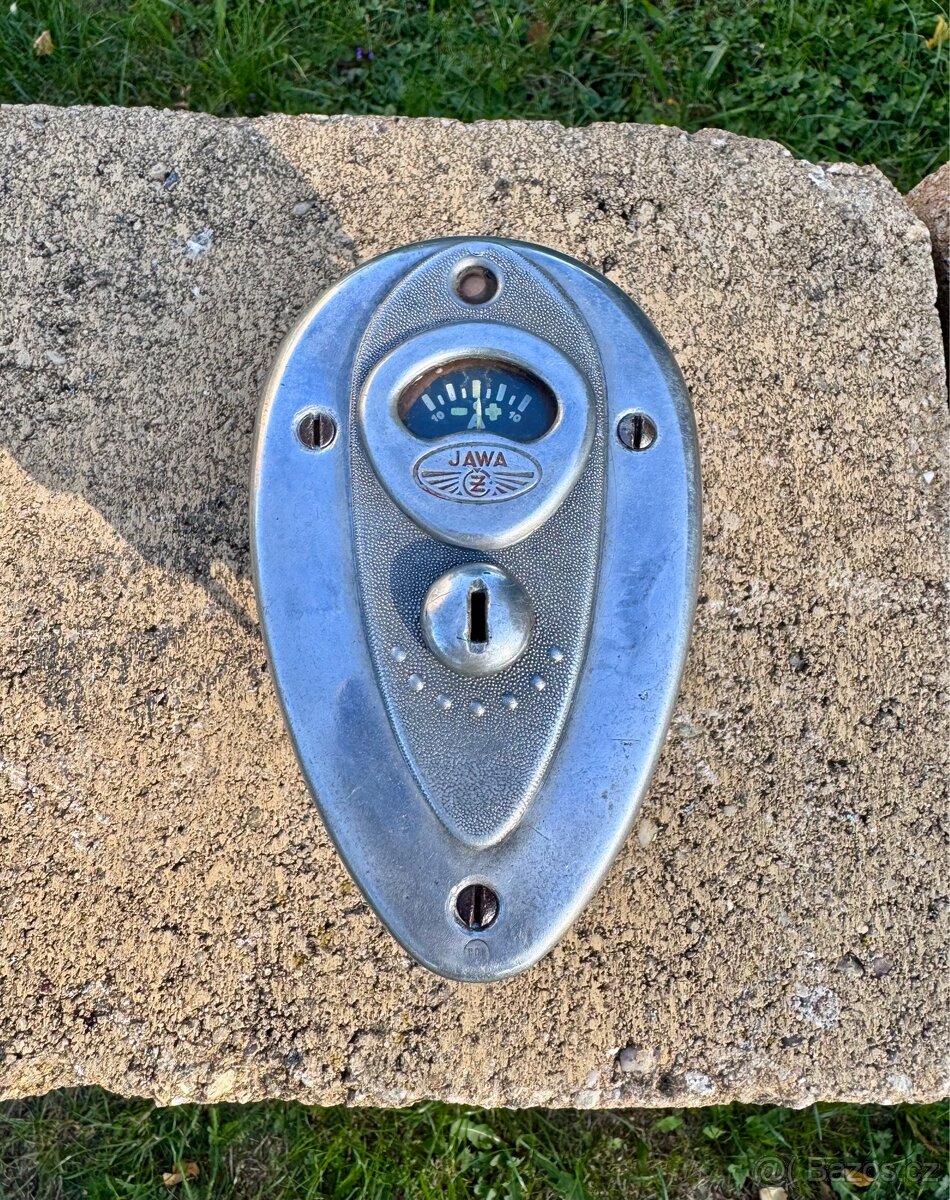Jawa pullitr, perak, kyvacka - spinacka 10A