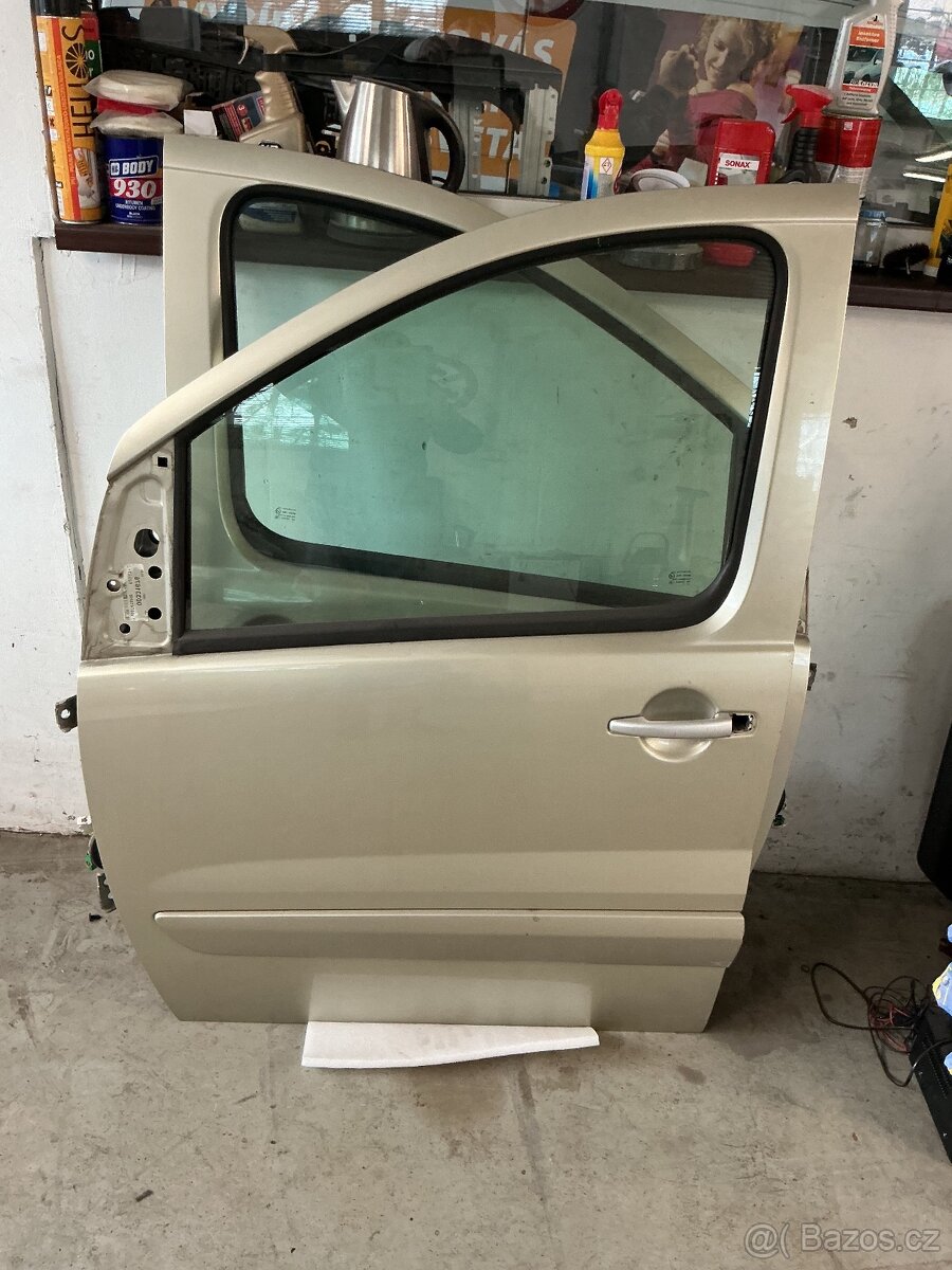 Peugeot expert - levé a pravé dveře.