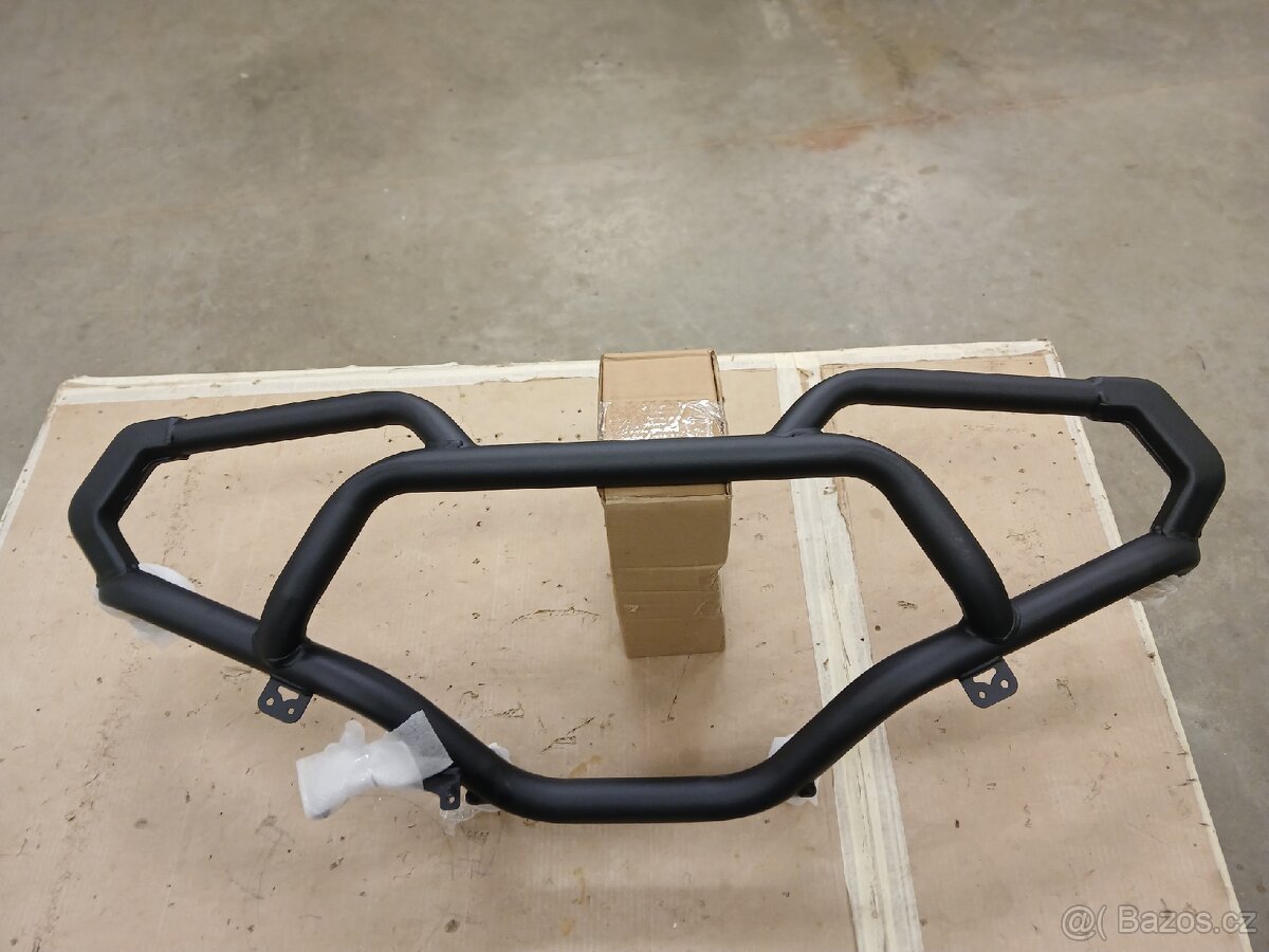 Ochrané rámy na Cf moto X 625 Gladiátor