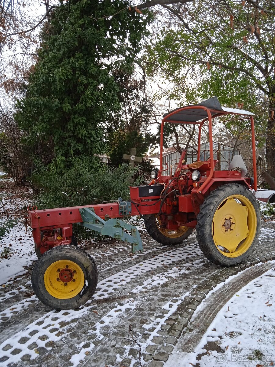 Traktor rs 09 / eres / nosic naradi rs 09