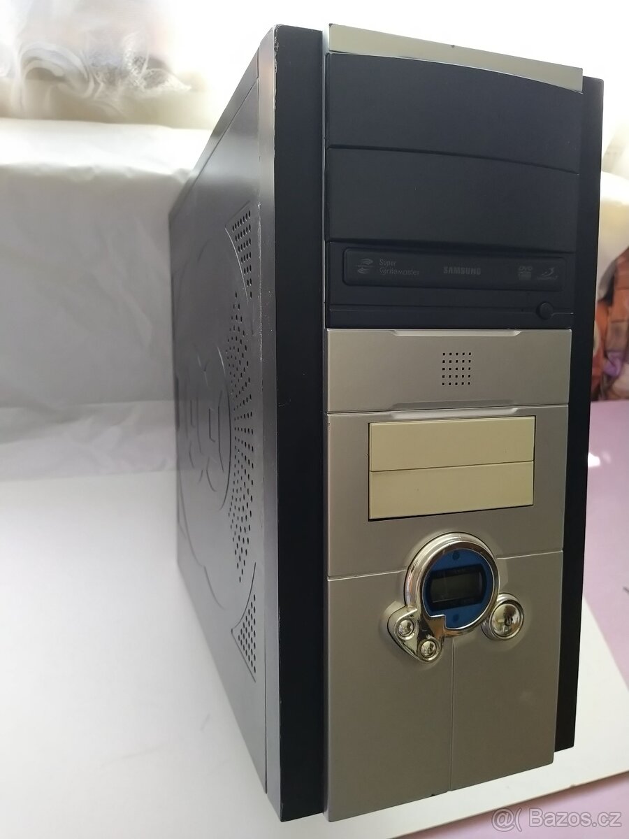 PC sestava s Intel Core2Duo E8200